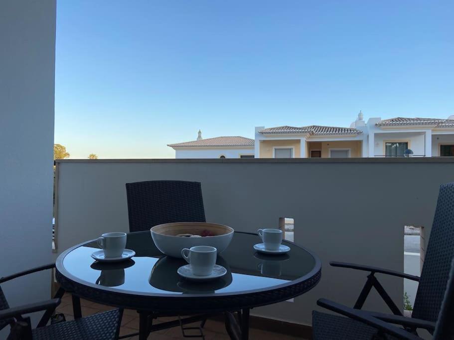 Apartment Beachfront Meia Lagos
