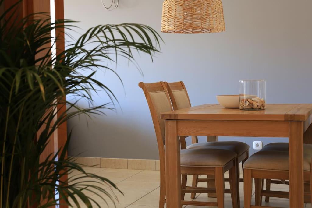 Beachfront Meia Lagos
